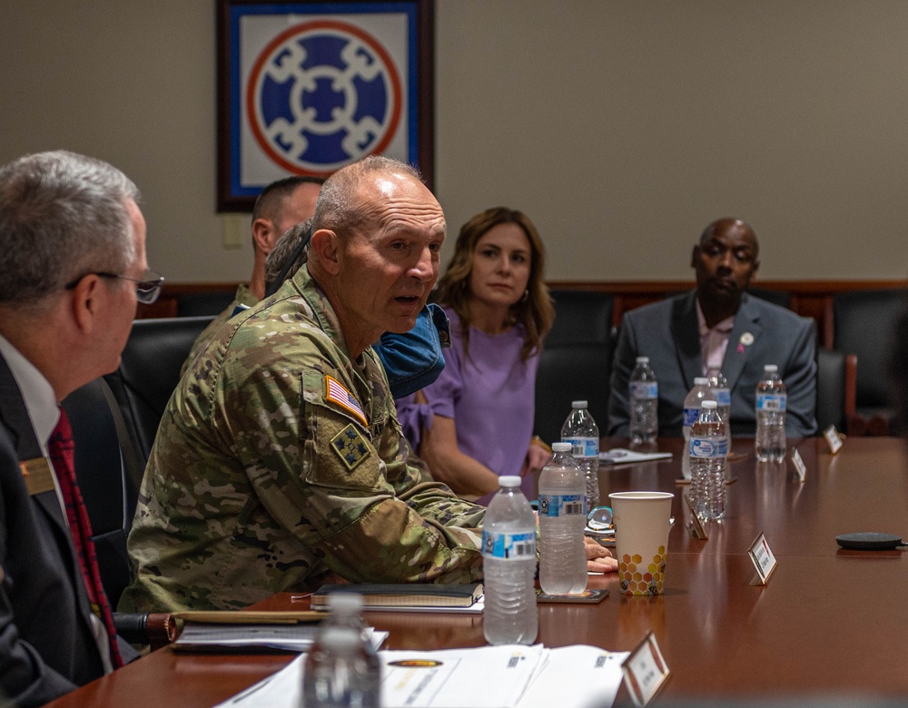 U.S. Army Chief of Staff visits 377th TSC