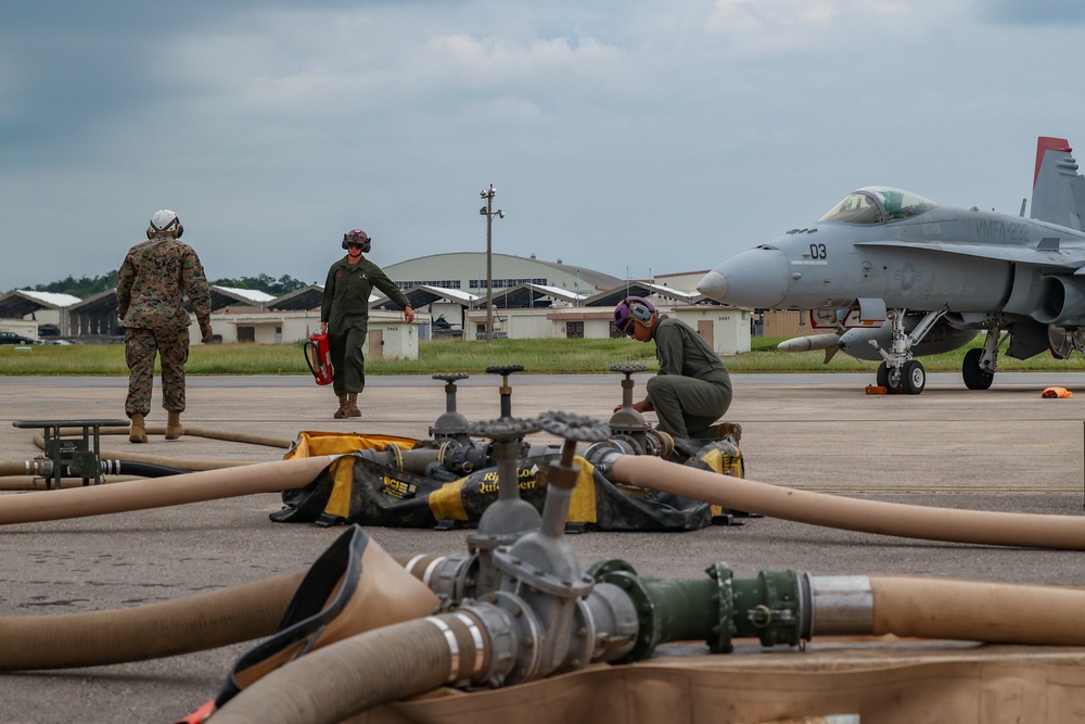 Resolute Dragon 23 FTX | 1st MAW, JGSDF conduct Expeditionary Aircraft Refueling Operations