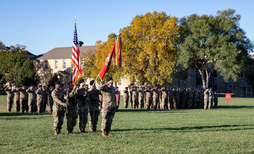 “Lightning Battalion” holds Relinquishment of Responsibility ceremony