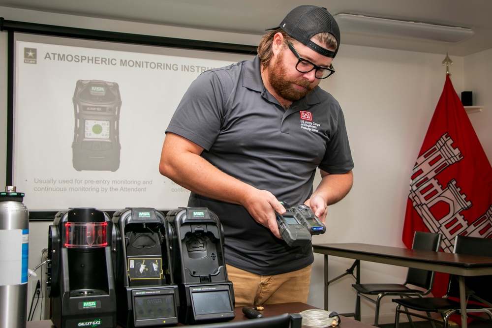 Confined Space Training - USACE Pittsburgh District