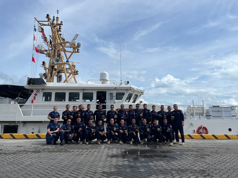 U.S. Coast Guard strengthens historic relationship with Philippines during landmark visit to Tacloban