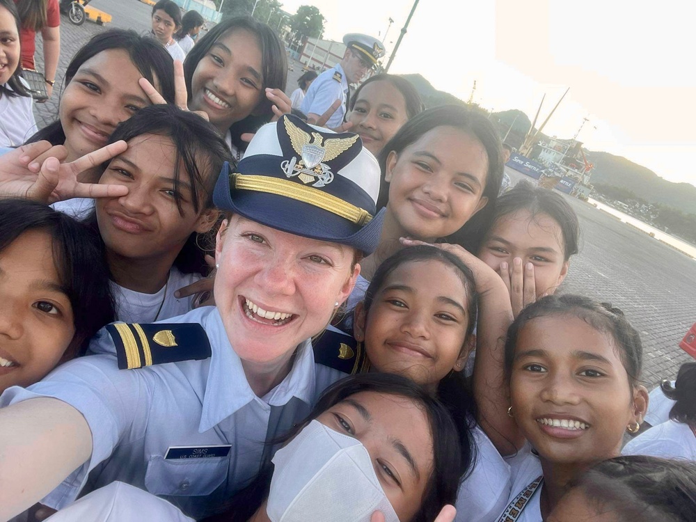 U.S. Coast Guard strengthens historic relationship with Philippines during landmark visit to Tacloban