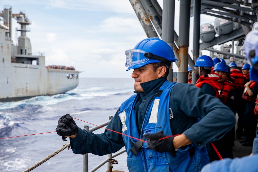 DVIDS - Images - USS Robert Smalls (CG 62) Conducts RAS with USNS Carl ...