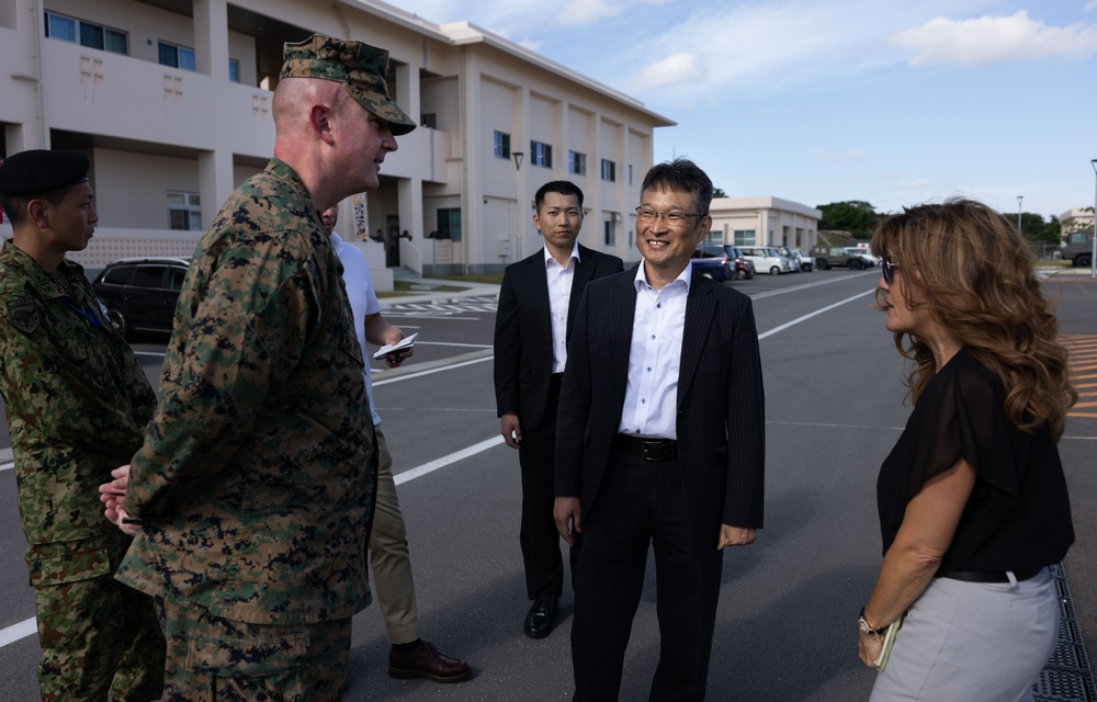 RD 23 FTX |  U.S. Marine Leaders meet with JGSDF Maj. Gen. Toshihoko Hirose