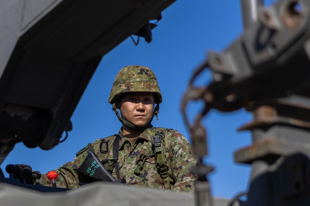 Resolute Dragon 23 FTX | 3rd MLG, JGSDF Conduct Bilateral Vehicle Recovery Operations on Hijyudai