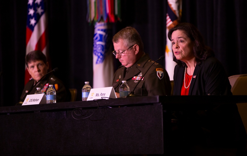Army leaders discuss civilian workforce in AUSA panel