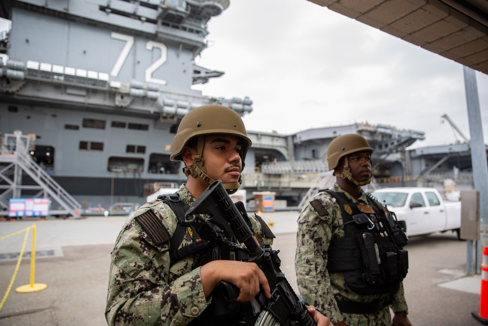 Abraham Lincoln security team stands watch during Force Protection Condition Charlie