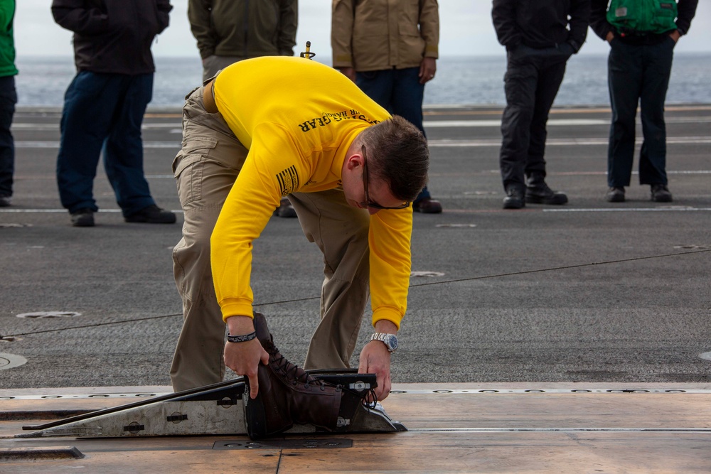 Abraham Lincoln conducts a boot shoot on the flight deck