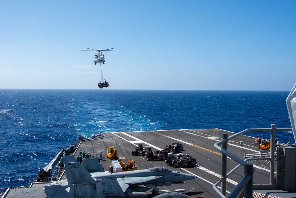 USS Ronald Reagan (CVN 76) conducts replenishment-at-sea with USNS Carl Brashear (T-AKE 7)