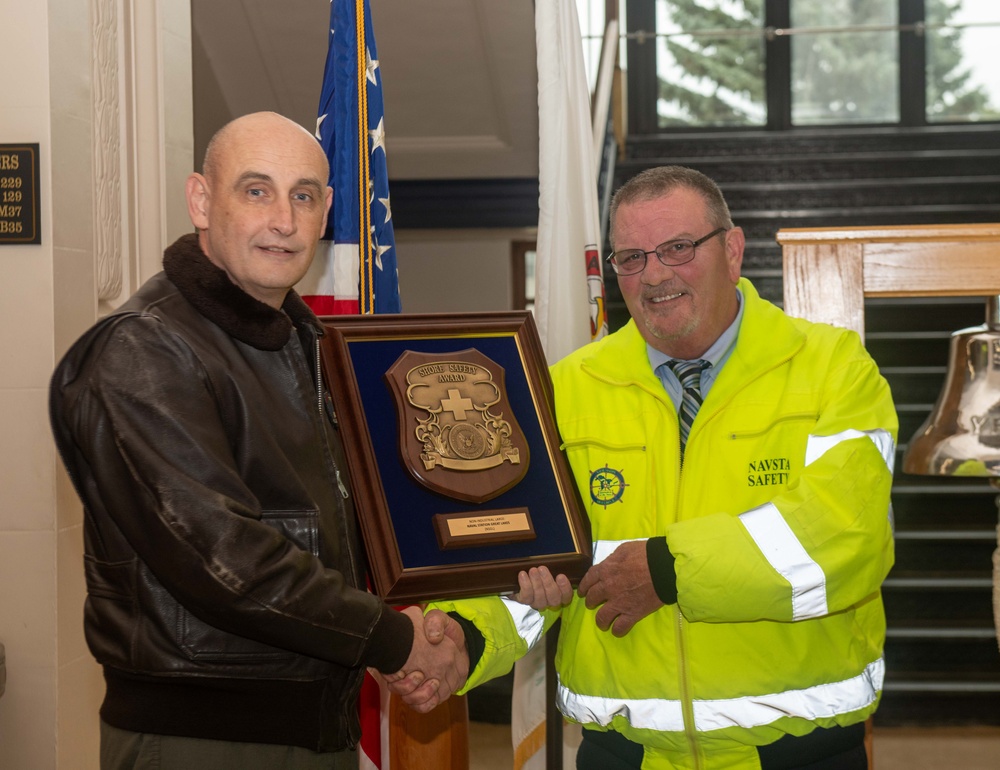 NSGL Awarded CNO Shore Safety Award