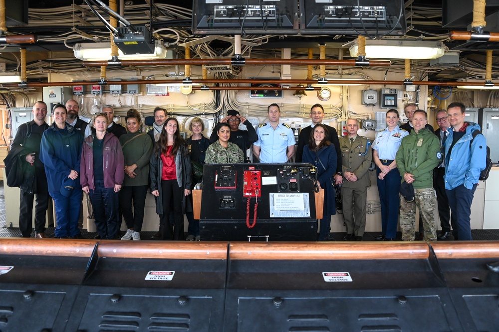 Coast Guard Cutter Healy gives tours in Copenhagen