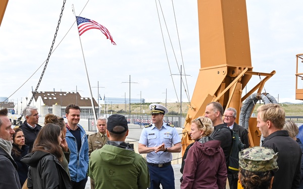 Coast Guard Cutter Healy gives tours in Copenhagen