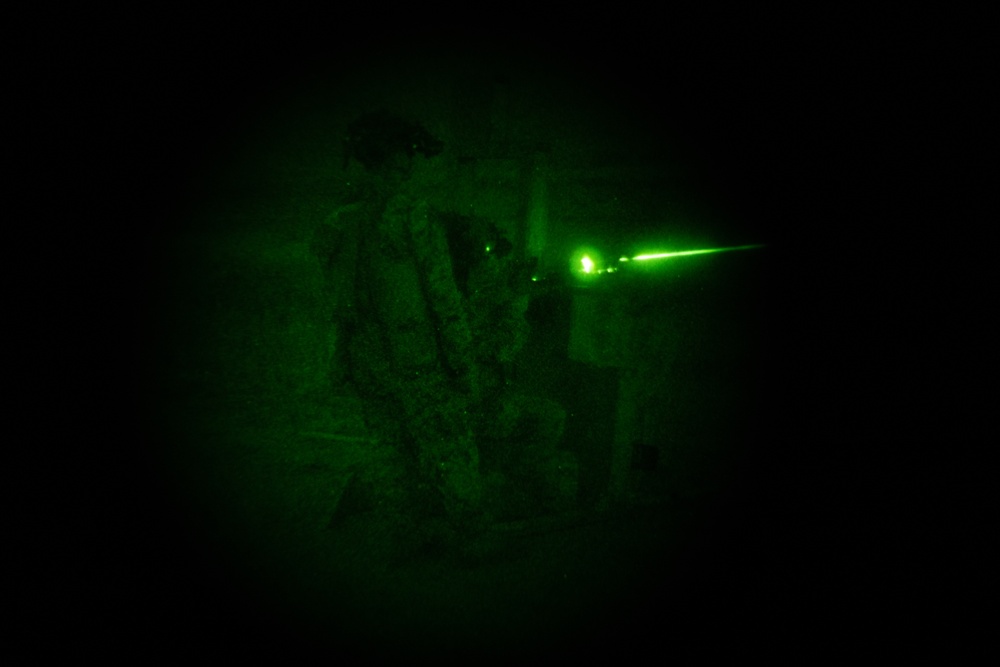 Blue Diamond hosts warfighting skills course for non-infantry Marines Blue Diamond hosts warfighting skills course for non-infantry Marines