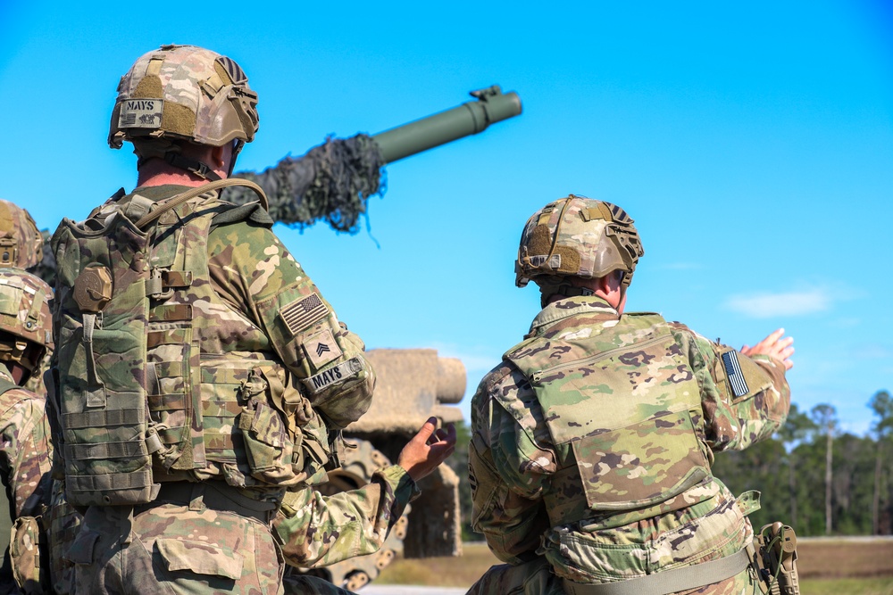 3-69 AR 3ID Soldiers Execute Tank Gunnery Table VI