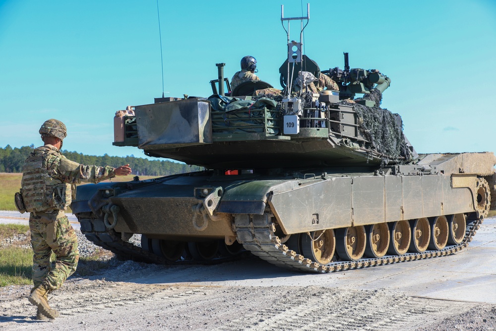 3-69 AR 3ID Soldiers Execute Tank Gunnery Table VI