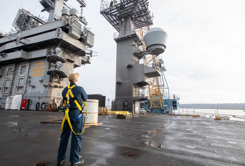 U.S. Navy Sailor Does Safety Observation