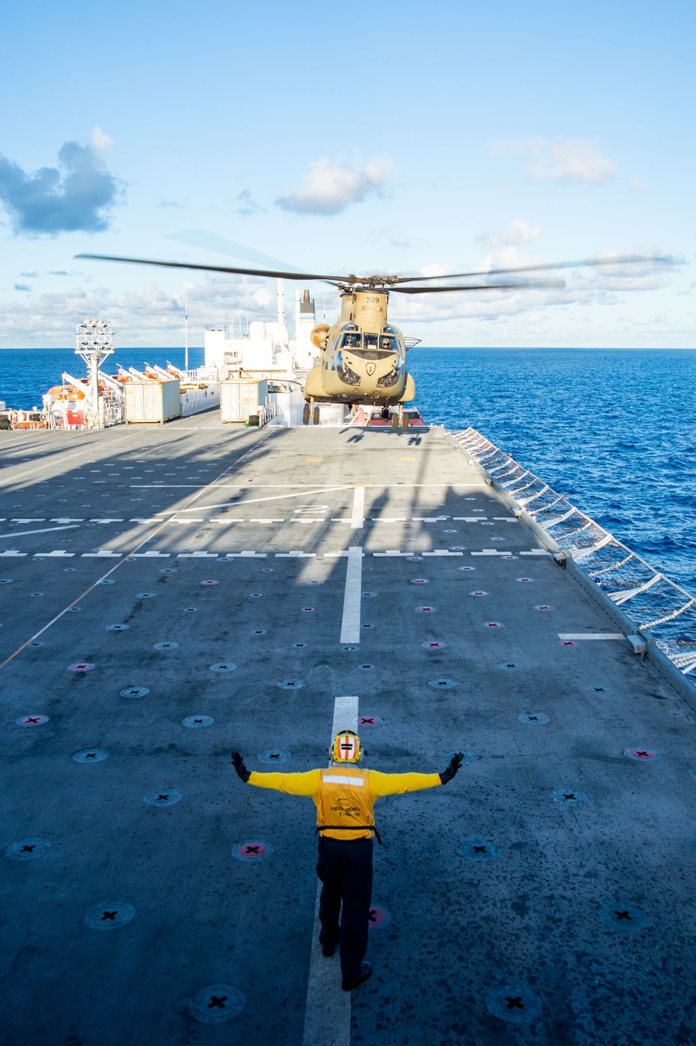Pacific Partnership 2024-1: USNS Mercy Conducts Exercise with CH-47 Chinooks Oct. 22, 2023