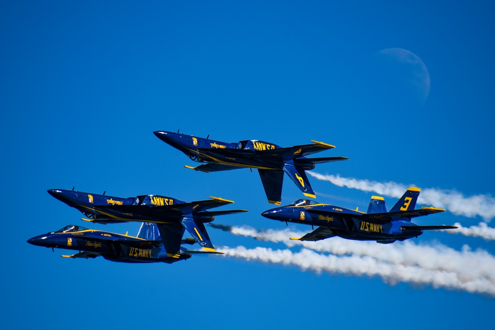 Coast Guard enforces safety zone, participates in Jacksonville Sea and Sky Air Show