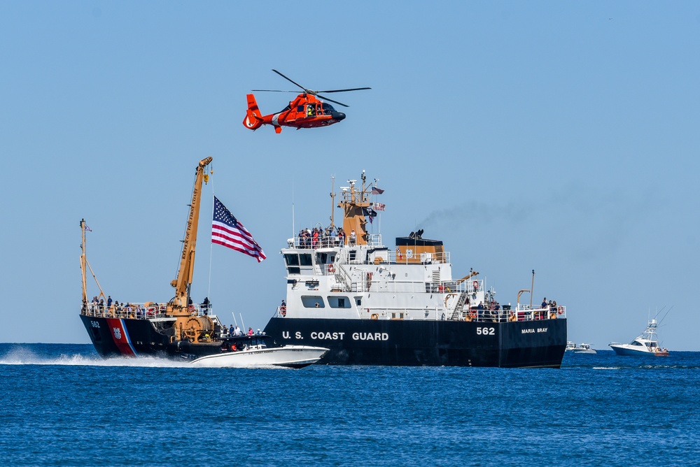 Coast Guard enforces safety zone, participates in Jacksonville Sea and Sky Air Show