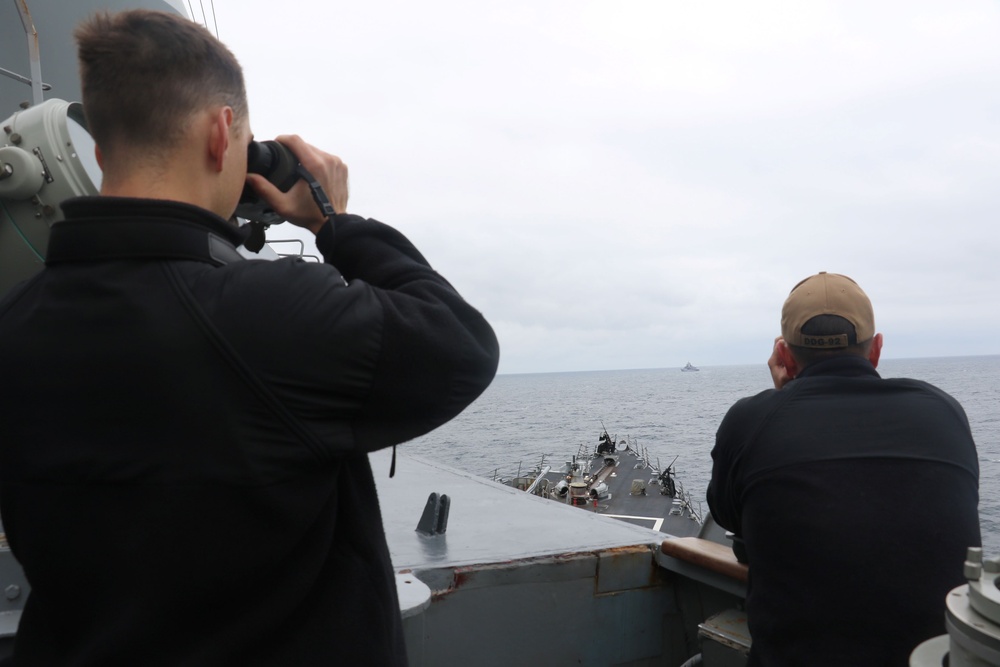 USS Momsen (DDG 92) participates in SILENT FORCES EXERCISE