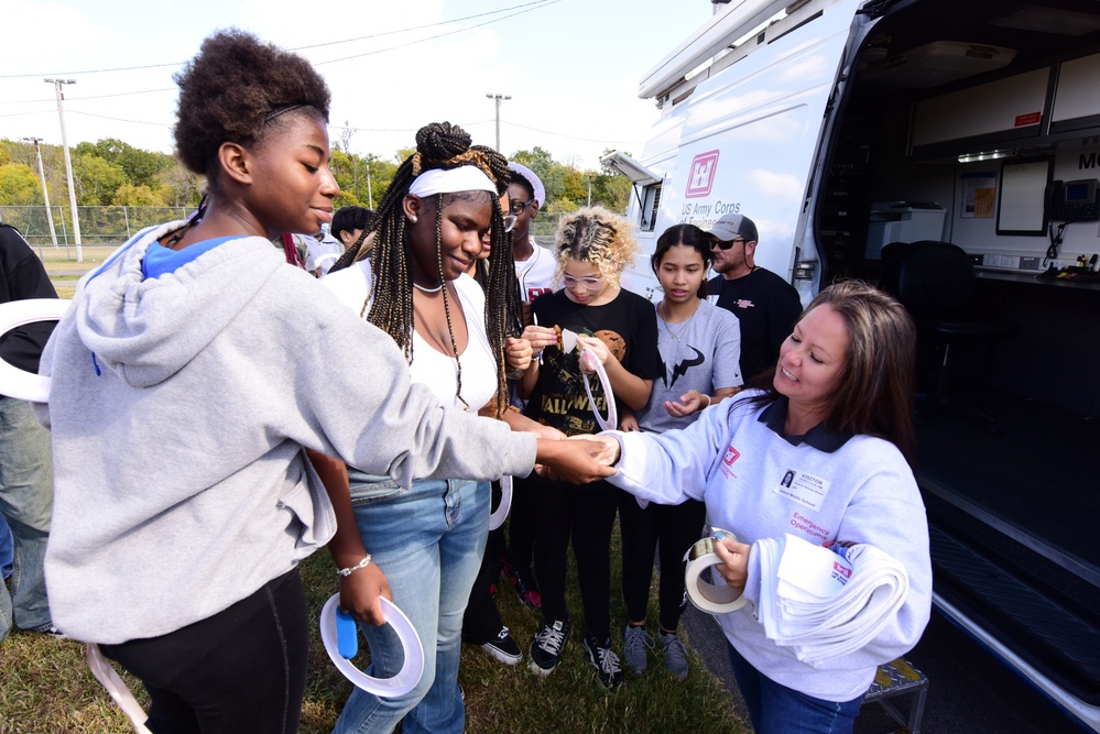 Employees share career crafts with students for Tennessee STEAM Festival