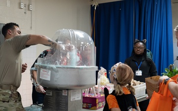 USARCENT personnel volunteer at Shaw Heights Elementary School