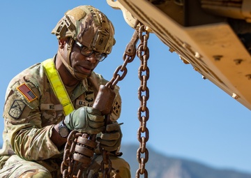 Ivy Soldiers conduct Railhead Operations
