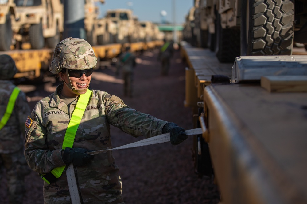 Ivy Soldiers conduct Railhead Operations