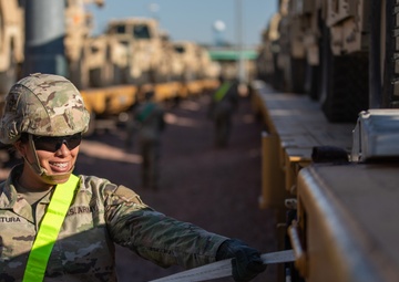 Ivy Soldiers conduct Railhead Operations
