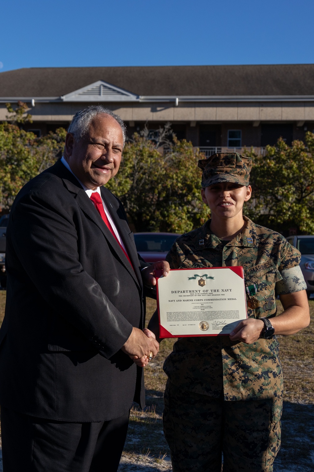 Secretary of the Navy visits the Marines and Sailors of the 24th Marine Expeditionary Unit