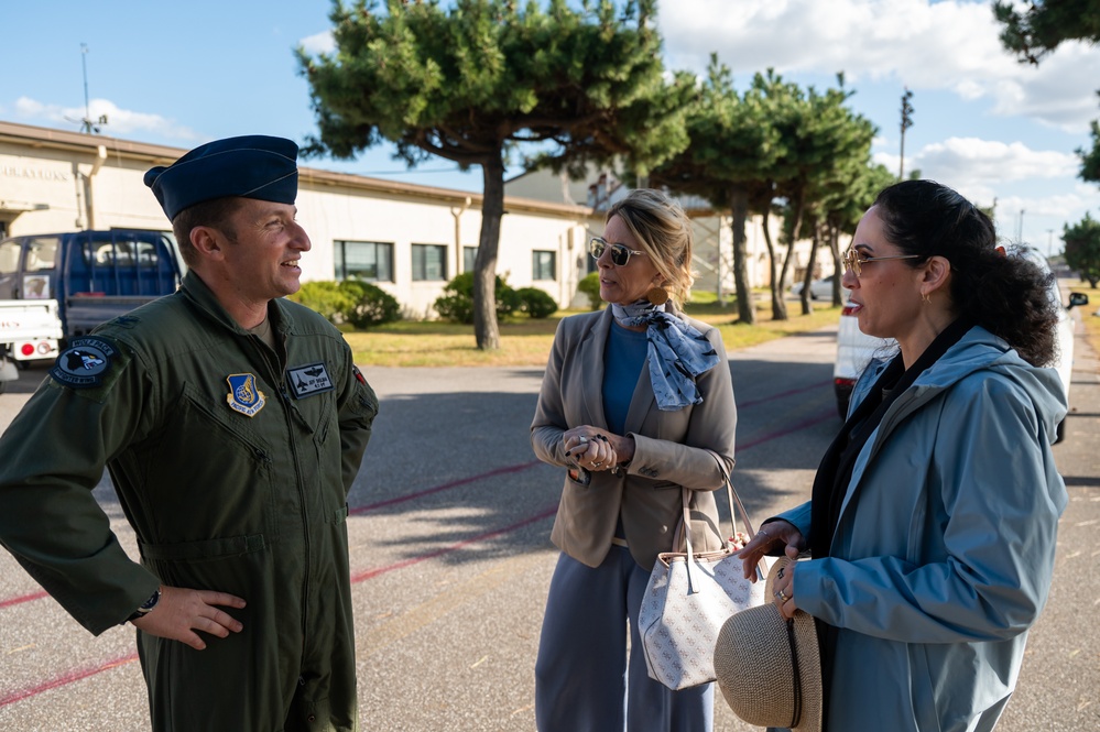 PACAF command team, spouses engage on unique QoL challenges