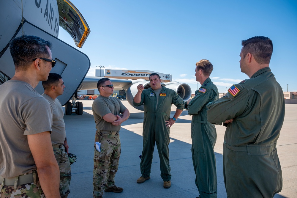 Hawaii ANG Airmen Ignite the way with First-Ever KC-135 Hot Refuel Training