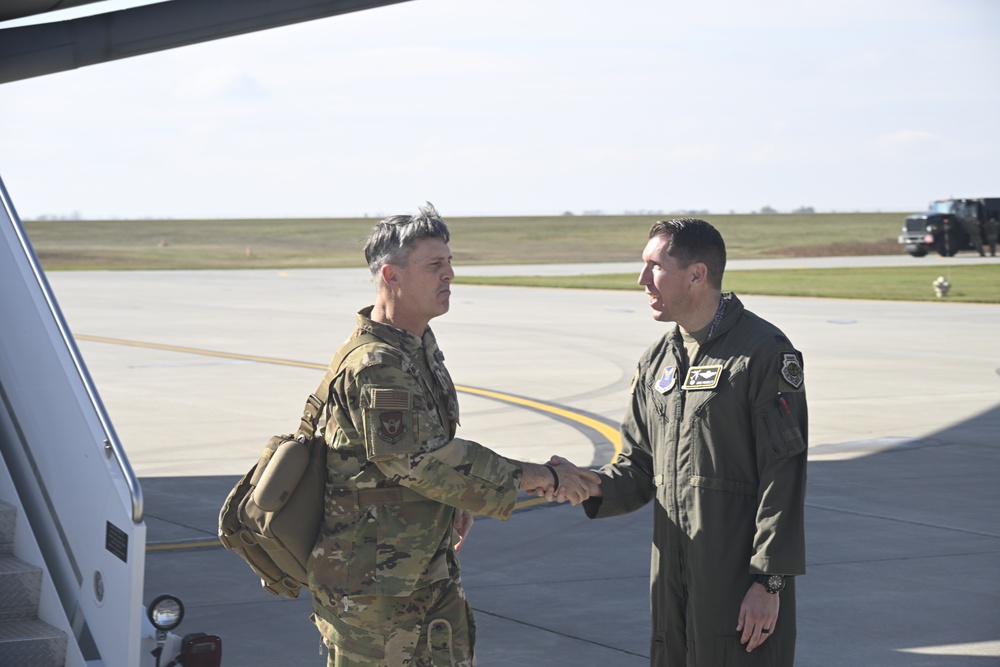 Maj. Gen. Amragost visits Team Minot