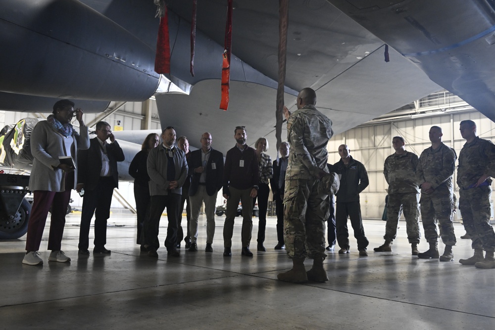 Maj. Gen. Armagost visits Team Minot