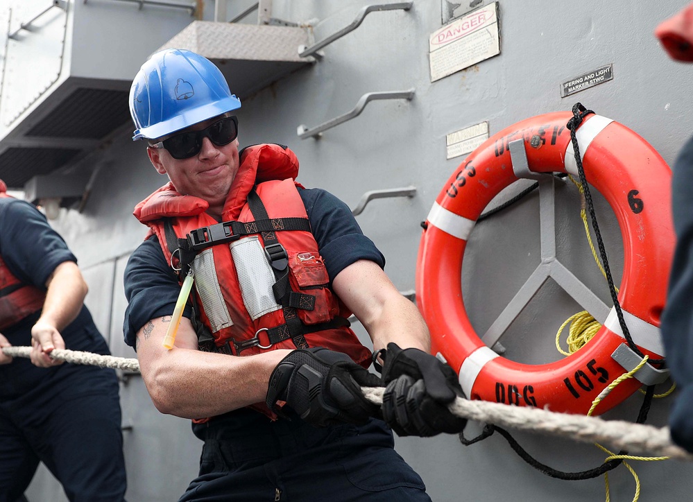 USS Dewey (DDG 105) Conducts Underway Replenishment with USNS Big Horn (T-AO 198) While Operating in the South China Sea