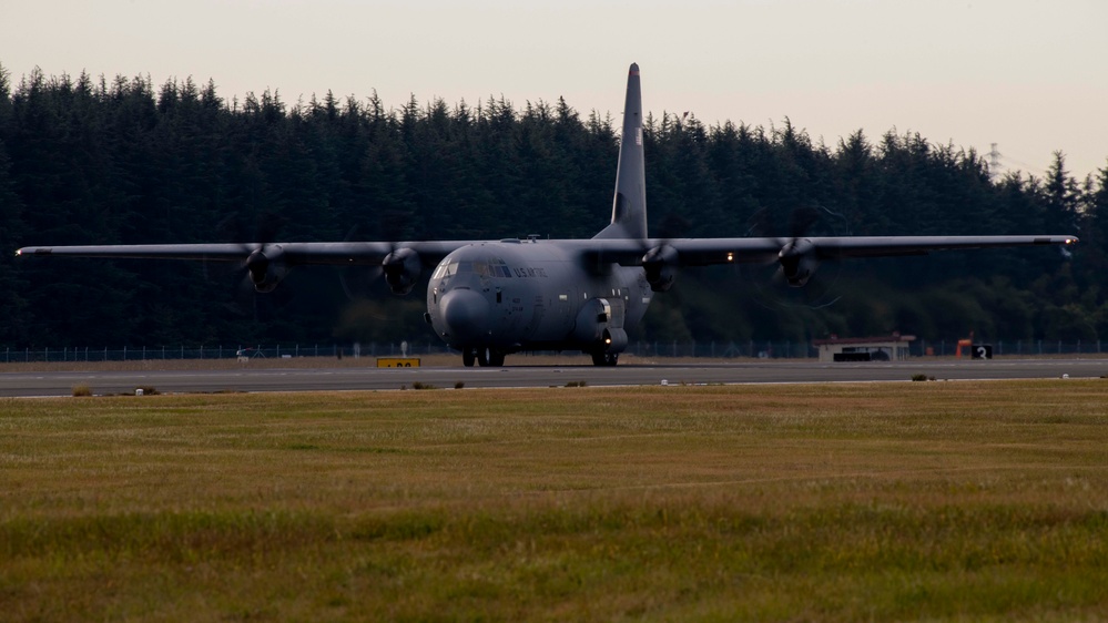 Yokota launches multiple aircraft for readiness exercise