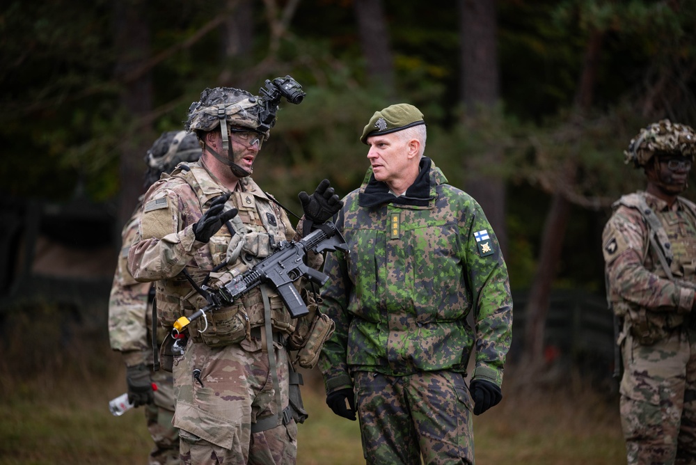 Commander of the Finnish Army Visits JMRC