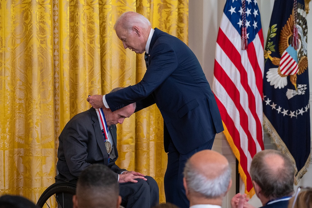 Dr. Rory Cooper Awarded National Medal of Technology and Innovation
