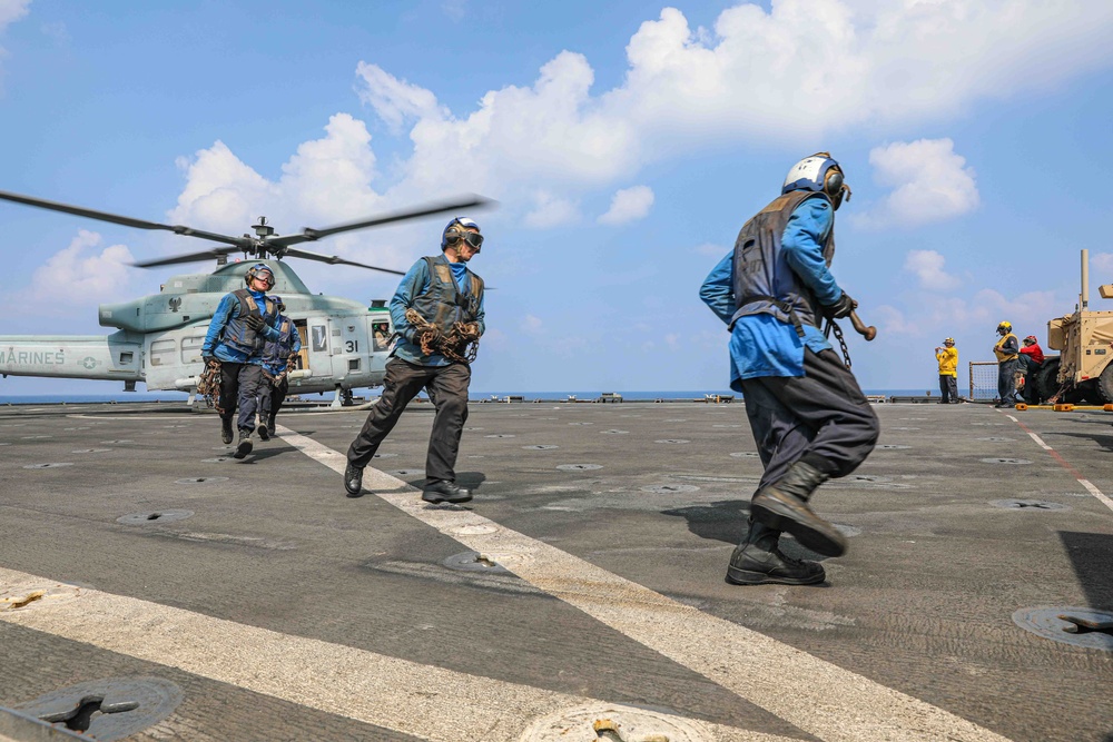 USS Carter Hall Conducts Flight Operations