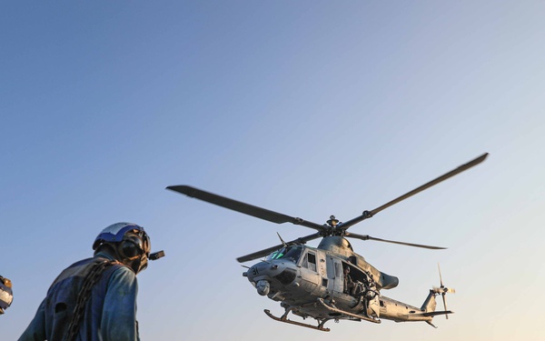 USS Carter Hall (LSD 50) Conducts Flight Operations in the Gulf of Aden, Oct. 23, 2023