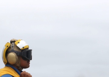 USS Momsen (DDG 92) participates in SILENT FORCES EXERCISE