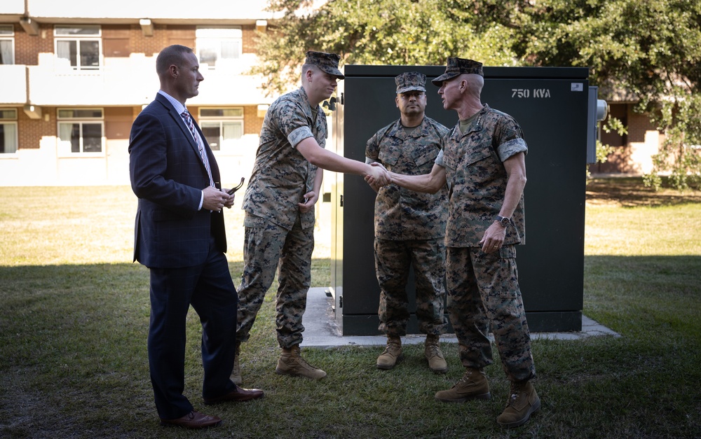 CMC and SECNAV Tour Marine Barracks across MCB Camp Lejeune