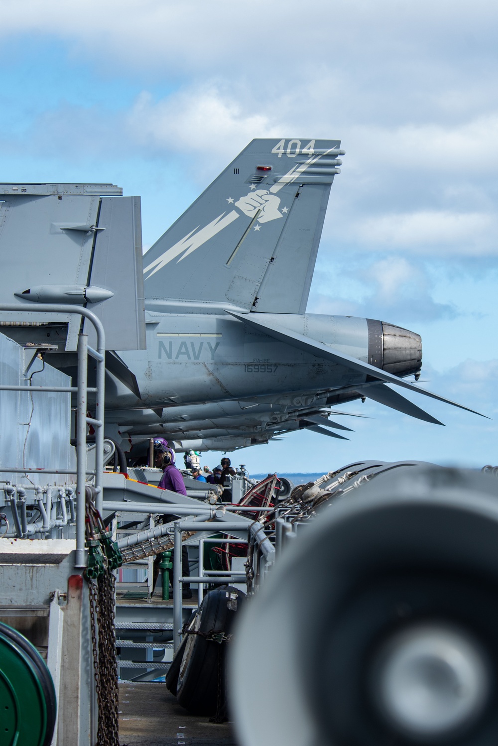 USS Theodore Roosevelt (CVN-71)