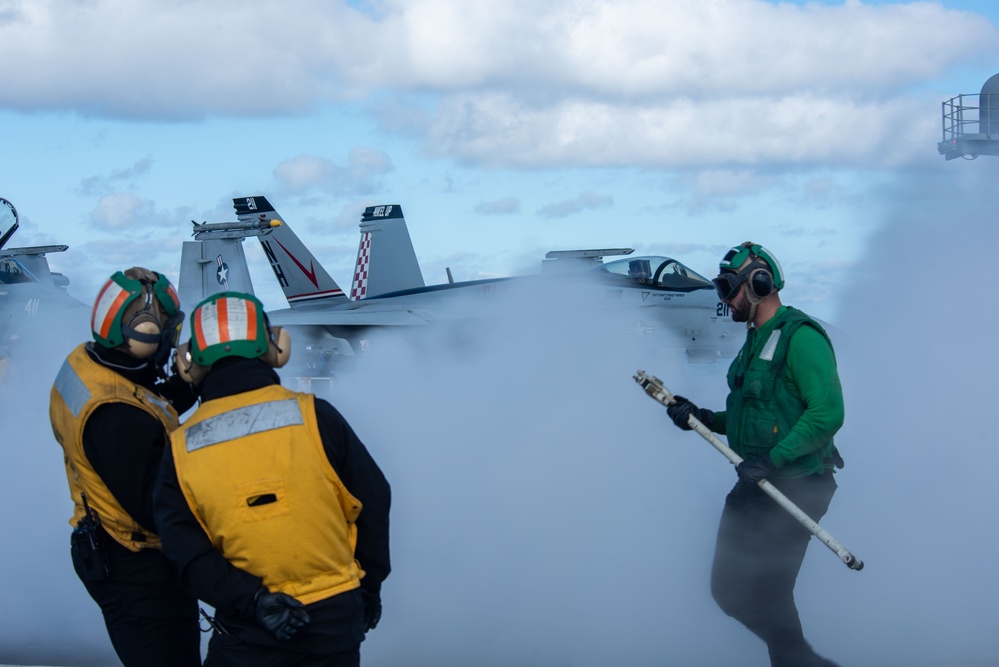 USS Theodore Roosevelt (CVN-71)