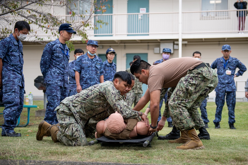 NMRTU Atsugi and JMSDF Joint Training