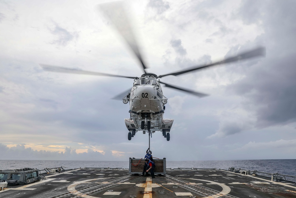 USS Shoup conducts replenishment-at-sea with USNS Tippecanoe and USNS Carl Brashear