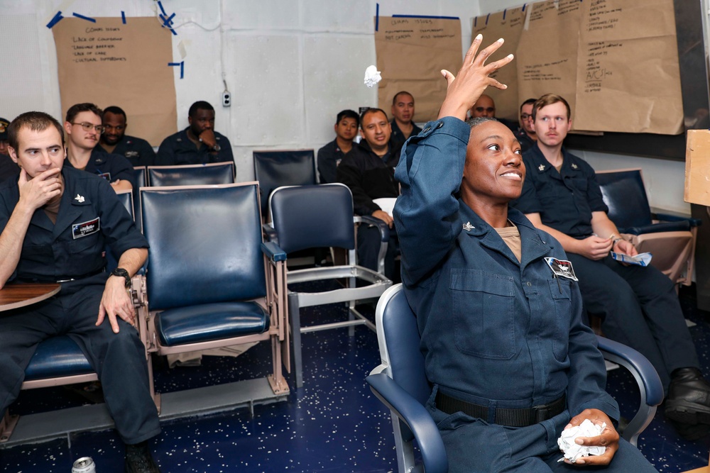 Sailors aboard USS Shoup complete Advanced Enlisted Leadership Development Course