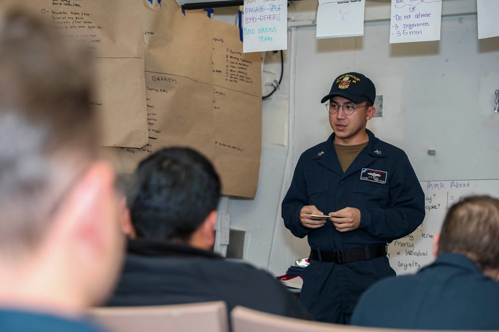 Sailors aboard USS Shoup complete Advanced Enlisted Leadership Development Course