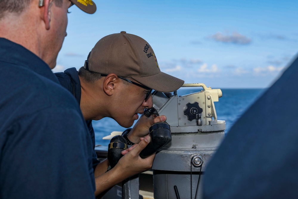 USS Shoup conducts replenishment-at-sea with USNS Yukon