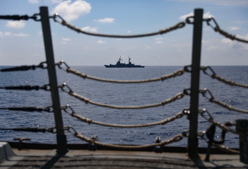 USS Dewey (DDG 105) Conducts Bilateral Sail With Philippine Navy in South China Sea